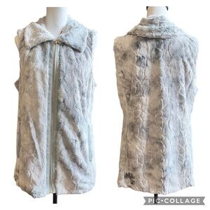 Marc New York Vest Size Large NWT Gray Blue Faux Fur Sleeveless Collar Pockets